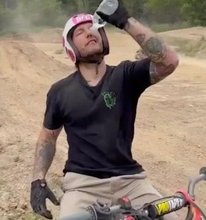 Image of Premium Product: Wash Out Portable Emergency Eyewash Cup Screws Onto Water Bottles Eye Rinse To Flush Contaminants First Aid Law Enforcement Agriculture Construction Landscaping Athletics Allergy Aid First Responders, highlighting its features and quality.