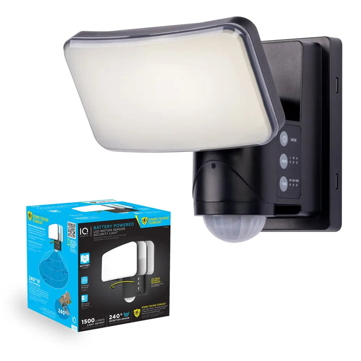 Battery powered motion security light with dynamic tracking, 5000k cool white