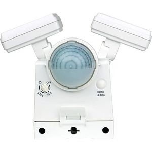 IQ America LED Motion Security Flood Light Battery-Powered Universal Mount 700 Lumen Closet Shed Storage Attic Workshop
