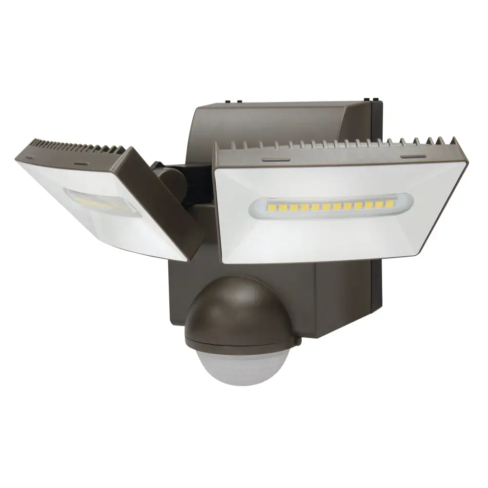 IQ America Motion Security Flood Light Battery-Powered 800 Lumen LED Wall or Eave Soffit Mt Closet Shed Storage Attic