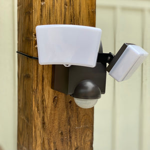Image of Premium Product: Iq America Lb1880Bz 800 Lumen Battery Operated Led Motion Security Flood Light Wall Eave Mount Bz, highlighting its features and quality.